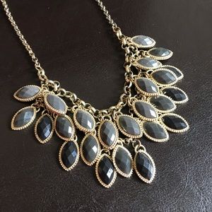 Francesca’s statement necklace /gray shades & gold